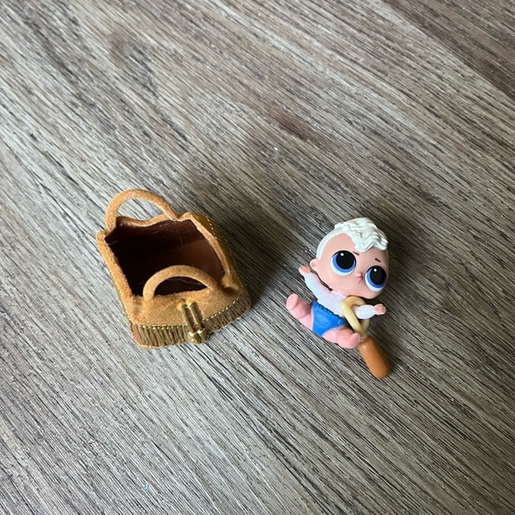 LOL SURPRISE Doll Winter Disco Lil Twang Dude Little Brother - Picture 1 of 1
